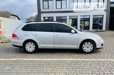 Универсал Volkswagen Golf 2009 в Сокирянах