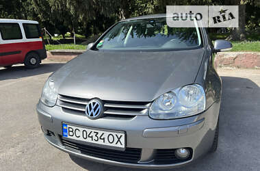 Хетчбек Volkswagen Golf 2008 в Львові