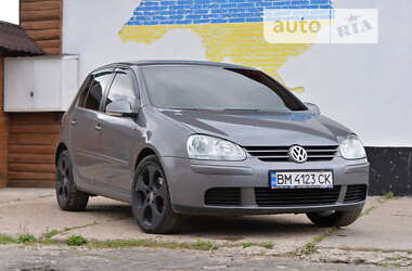 Хэтчбек Volkswagen Golf 2005 в Сумах