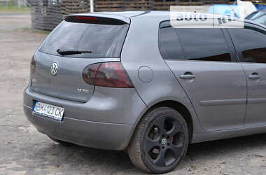 Хэтчбек Volkswagen Golf 2005 в Сумах