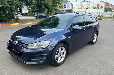 Универсал Volkswagen Golf 2014 в Мукачево