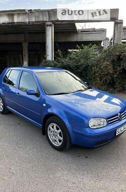 Хэтчбек Volkswagen Golf 2001 в Лубнах