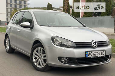 Хэтчбек Volkswagen Golf 2009 в Мукачево