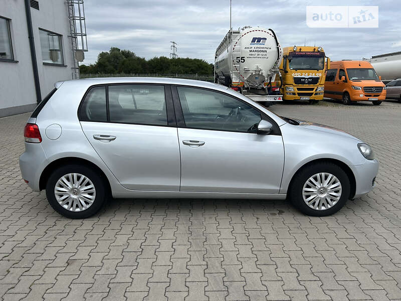 Хетчбек Volkswagen Golf 2011 в Вінниці