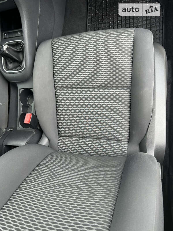 Хетчбек Volkswagen Golf 2011 в Вінниці