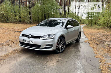 Універсал Volkswagen Golf 2016 в Києві