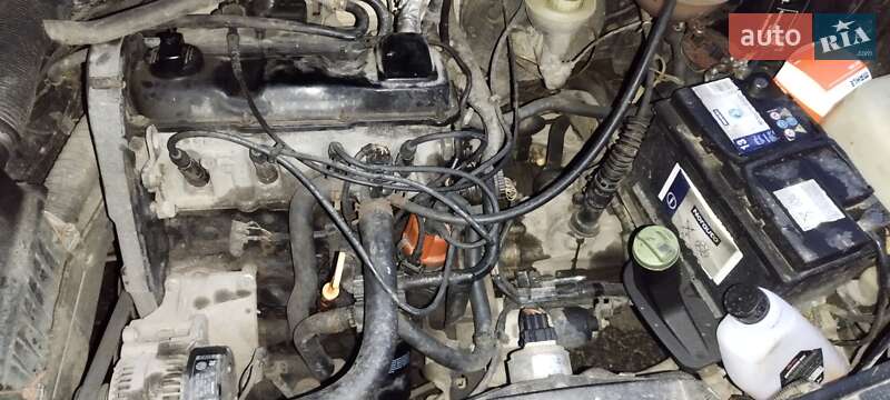 Універсал Volkswagen Golf 1998 в Здолбуніві