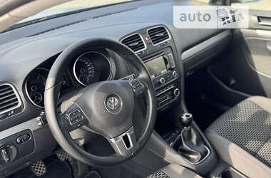 Универсал Volkswagen Golf 2012 в Староконстантинове