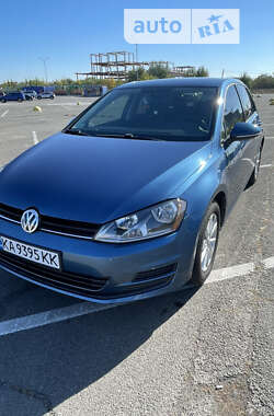 Хетчбек Volkswagen Golf 2014 в Києві