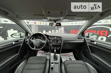 Хетчбек Volkswagen Golf 2013 в Києві