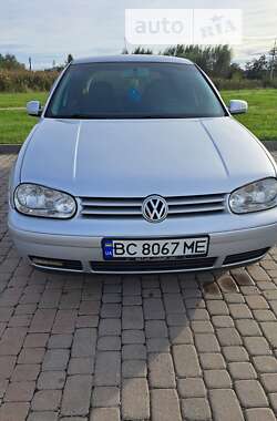 Хэтчбек Volkswagen Golf 2001 в Николаеве