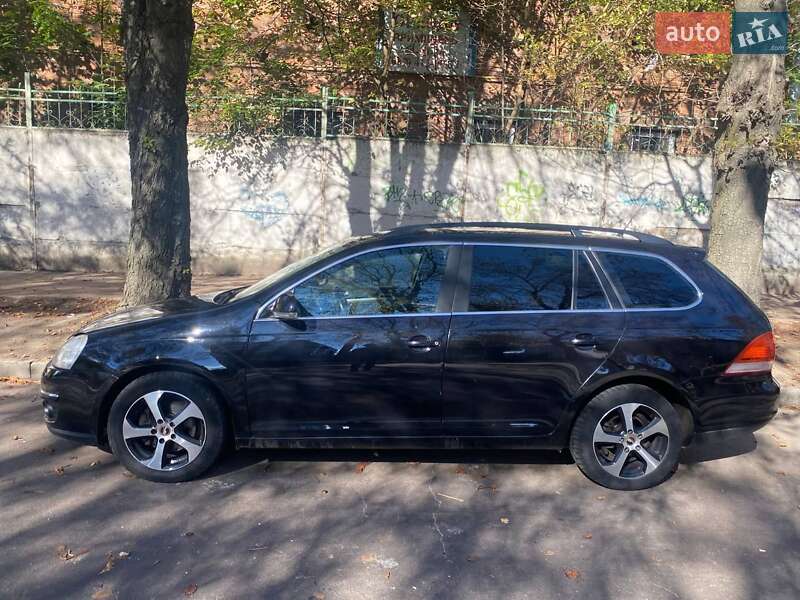 Универсал Volkswagen Golf 2007 в Житомире