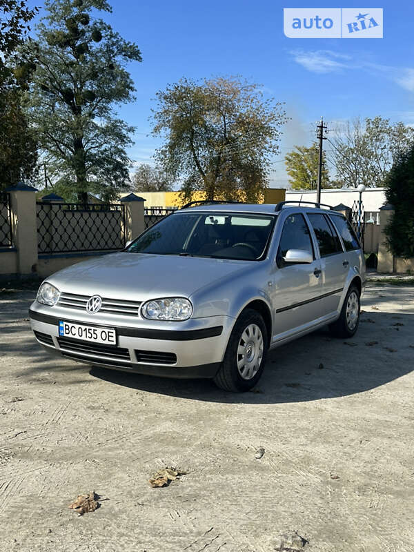 Универсал Volkswagen Golf 2001 в Львове