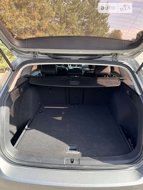Универсал Volkswagen Golf 2015 в Виннице