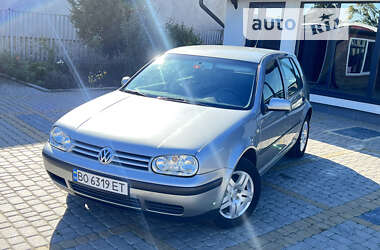 Универсал Volkswagen Golf 2002 в Тернополе