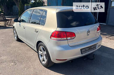 Хэтчбек Volkswagen Golf 2009 в Чернигове