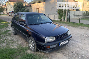 Хетчбек Volkswagen Golf 1995 в Чернівцях