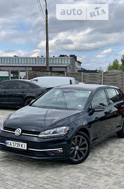 Хэтчбек Volkswagen Golf 2019 в Киеве