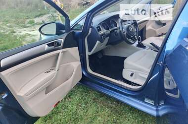 Универсал Volkswagen Golf 2015 в 