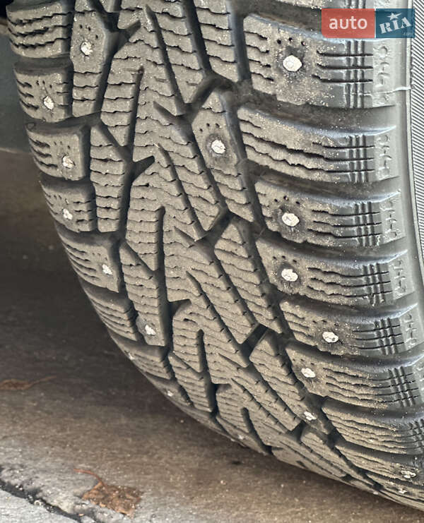 Хэтчбек Volkswagen Golf 2008 в Лубнах