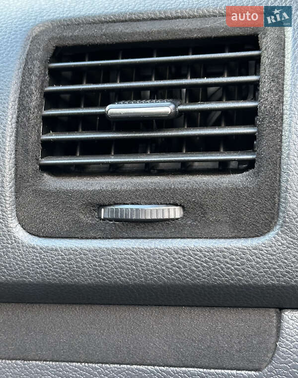 Хэтчбек Volkswagen Golf 2008 в Лубнах