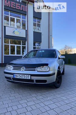 Хетчбек Volkswagen Golf 2002 в Львові