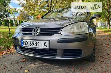 Хетчбек Volkswagen Golf 2004 в Хмельницькому