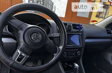 Хэтчбек Volkswagen Golf 2012 в Бродах