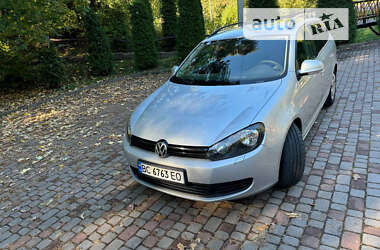 Универсал Volkswagen Golf 2010 в Дрогобыче