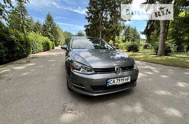 Хэтчбек Volkswagen Golf 2014 в Умани