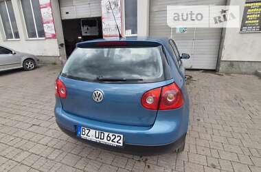 Хетчбек Volkswagen Golf 2005 в Надвірній