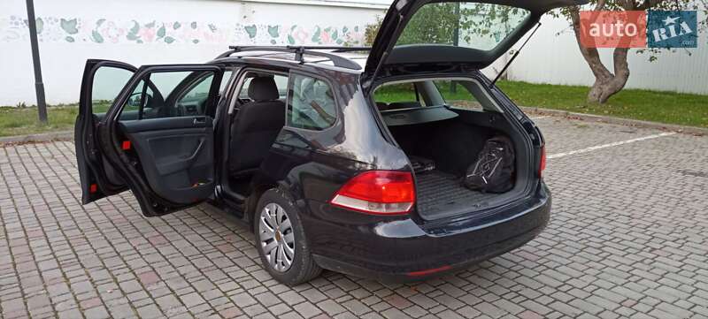 Універсал Volkswagen Golf 2007 в Івано-Франківську