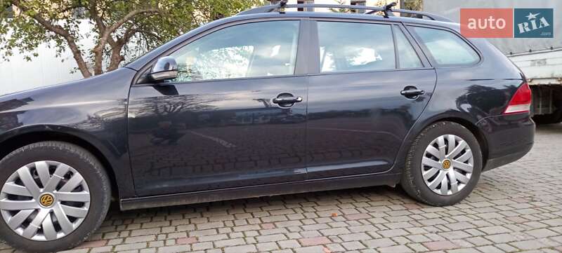 Універсал Volkswagen Golf 2007 в Івано-Франківську
