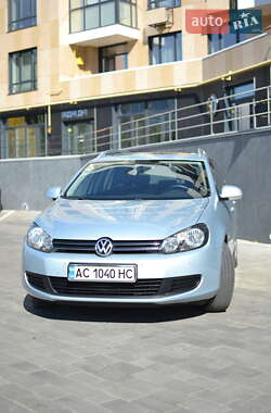 Універсал Volkswagen Golf 2010 в 