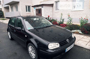 Хетчбек Volkswagen Golf 2001 в Миргороді