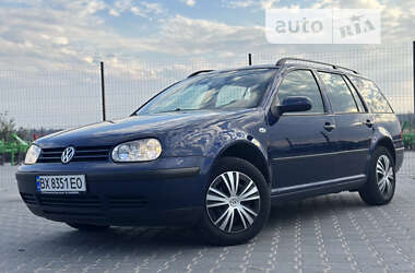 Універсал Volkswagen Golf 2002 в Тернополі