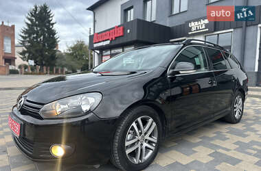 Універсал Volkswagen Golf 2010 в Володимирі