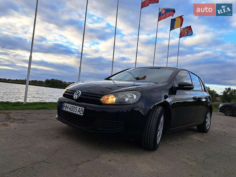 Хэтчбек Volkswagen Golf 2011 в Балте