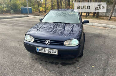 Хэтчбек Volkswagen Golf 1999 в Славянске