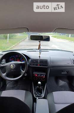 Универсал Volkswagen Golf 2002 в Бердичеве