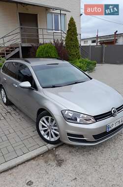 Хетчбек Volkswagen Golf 2014 в Запоріжжі