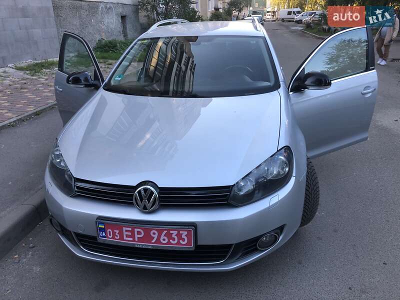 Универсал Volkswagen Golf 2012 в Луцке