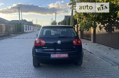 Хетчбек Volkswagen Golf 2005 в Луцьку