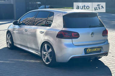 Хэтчбек Volkswagen Golf 2011 в Черновцах