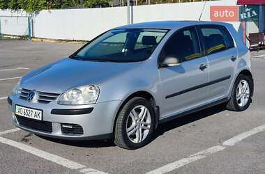 Хэтчбек Volkswagen Golf 2007 в 