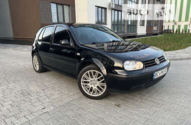 Хэтчбек Volkswagen Golf 2001 в Львове