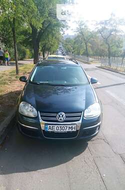 Универсал Volkswagen Golf 2009 в Киеве