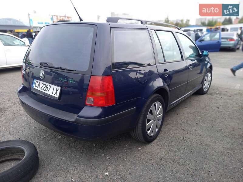Універсал Volkswagen Golf 2001 в Черкасах