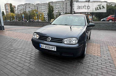 Хетчбек Volkswagen Golf 2002 в Білій Церкві