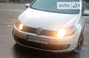 Хэтчбек Volkswagen Golf 2011 в Коростышеве